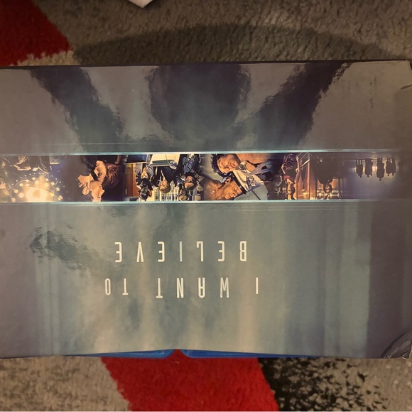 The X-Files Collection Box Set - Picture 3 of 5